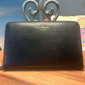 Kate Spade Black Textured Travel Wallet